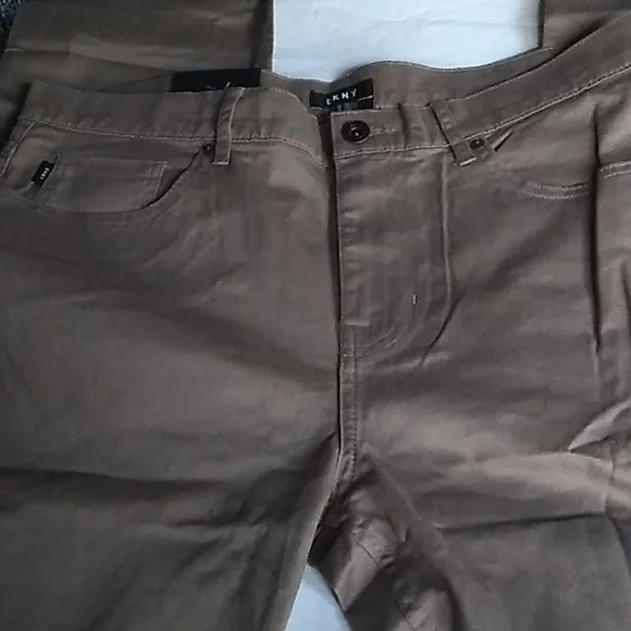 DKNY SIZE 34X34 - Picture 6 of 11